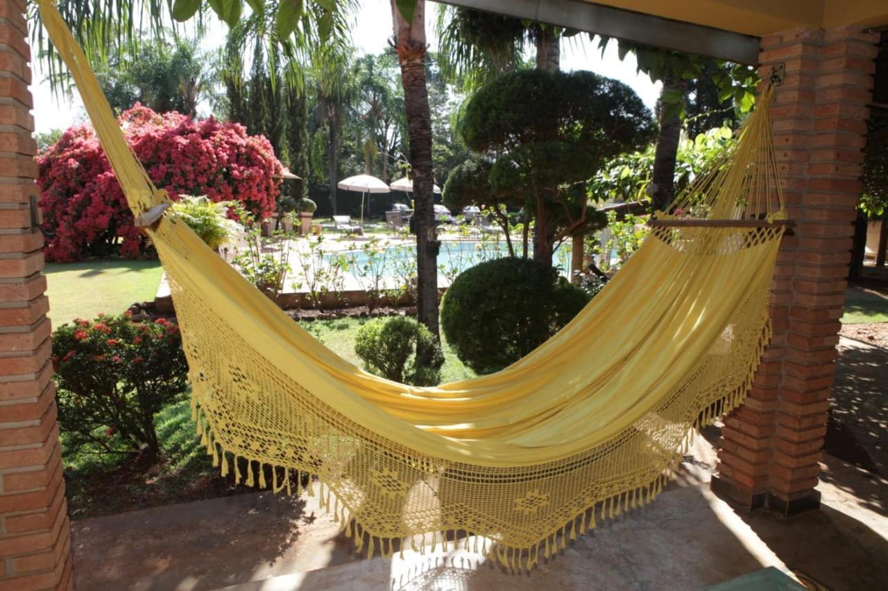 Hotel Pousada Chale Das Flores Сертанзинью Экстерьер фото